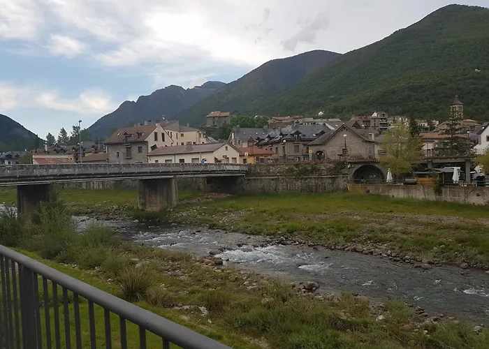 Vikerbiescas Apartamento